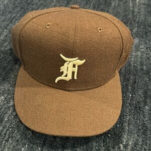 Fear of God Essentials 7 1/2